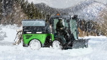 Egholm präsentiert vier Winteranbaugeräte